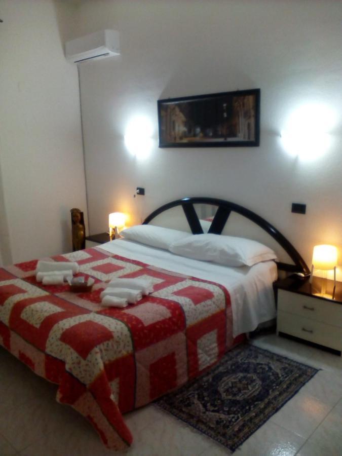 Appartamento Turistico Solarium Syracuse Exterior foto